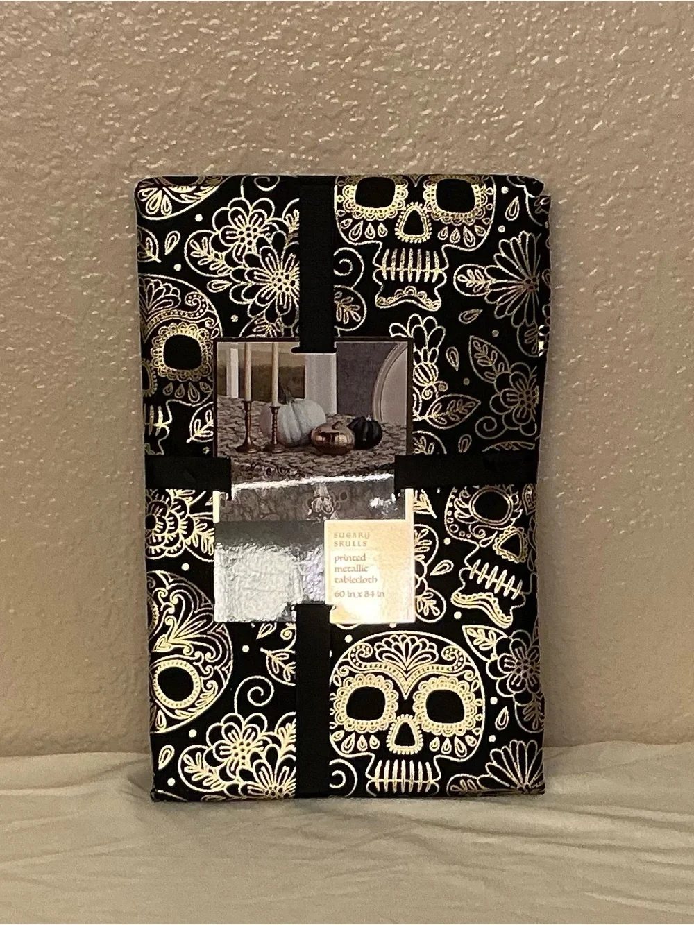 Black and Gold Metallic Sugar Skulls Tablecloth